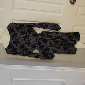 Women size US small, Universal Thread Goods Co., black & white